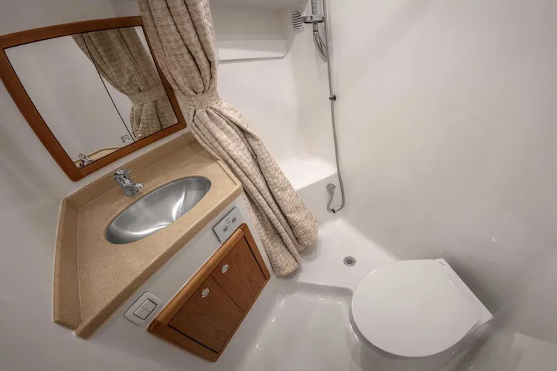 Slide: The Image of Albemarle 36 Express 2025 - 9