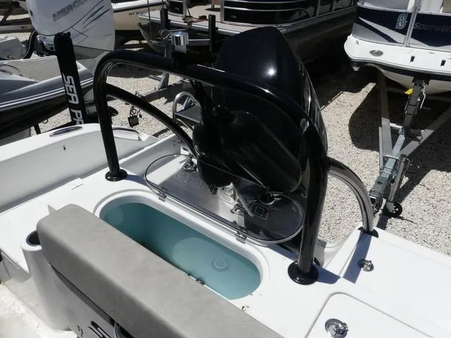 Slide: The Image of Sea Pro 219 Deep V Series 2023 - 14