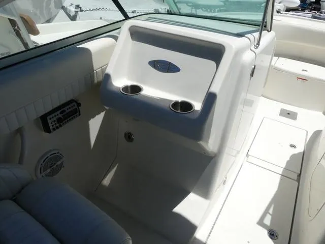 Slide: The Image of Hydra-Sports DL 2200 2008 - 13