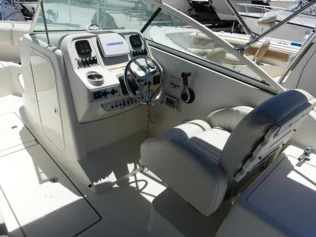 Slide: The Image of Hydra-Sports DL 2200 2008 - 7