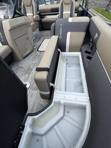 Slide: The Image of Viaggio X22S / DF200ATXSS 2025 - 13