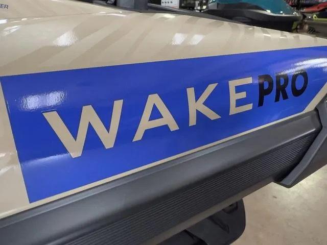 Slide: The Image of Sea-Doo Wake 2025 - 3