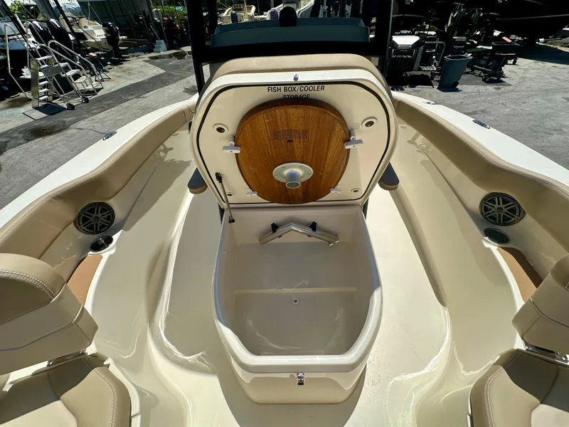 Slide: The Image of Scout 215 XSF 2025 - 8