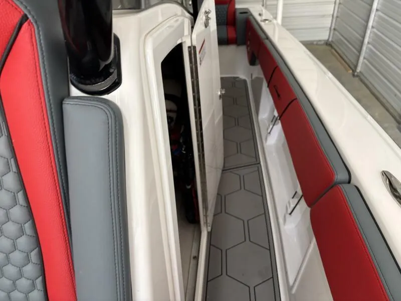 Slide: The Image of Concept Boats 27' Open Deck 2025 - 66