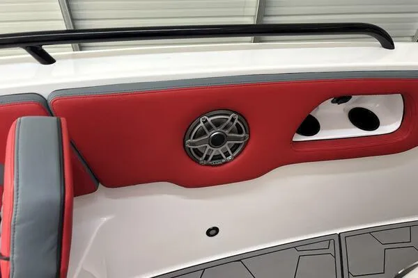 Slide: The Image of Concept Boats 27' Open Deck 2025 - 68