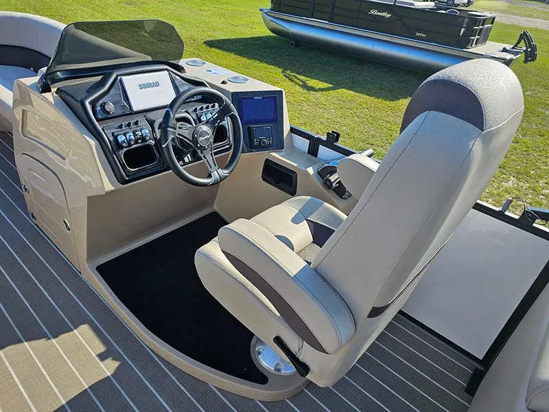 Slide: The Image of 2025 Bentley Elite 253 Admiral Tritoon (XLP3) - 18