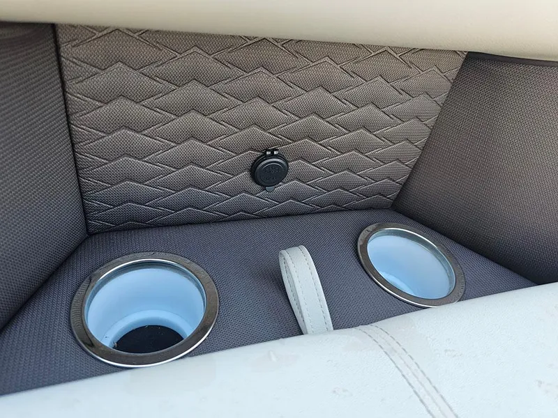 Slide: The Image of 2025 Bentley Elite 253 Admiral Tritoon (XLP3) - 22