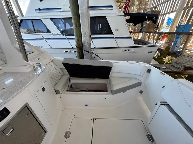 Slide: The Image of Regal 33 SAV 2020 - 47