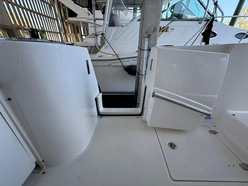 Slide: The Image of Regal 33 SAV 2020 - 49