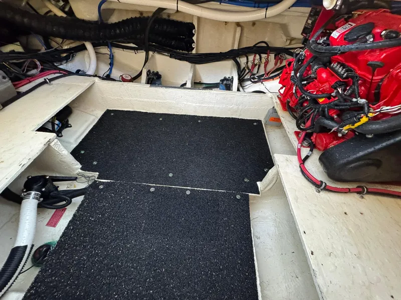 Slide: The Image of Regal 33 SAV 2020 - 51