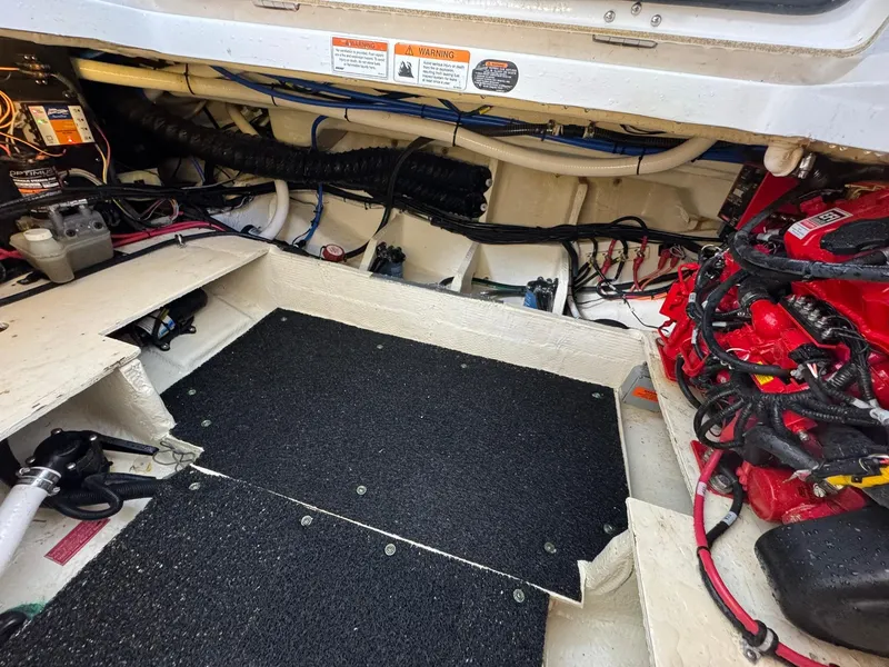 Slide: The Image of Regal 33 SAV 2020 - 53