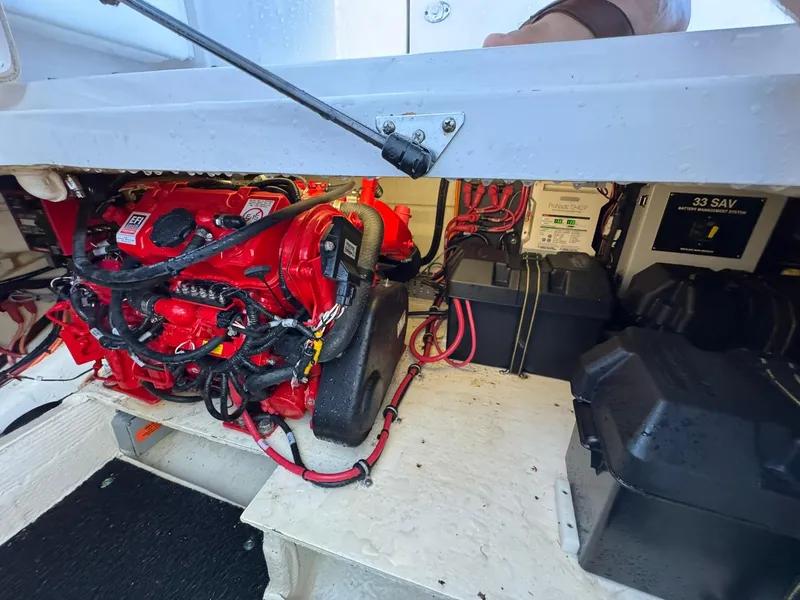 Slide: The Image of Regal 33 SAV 2020 - 54