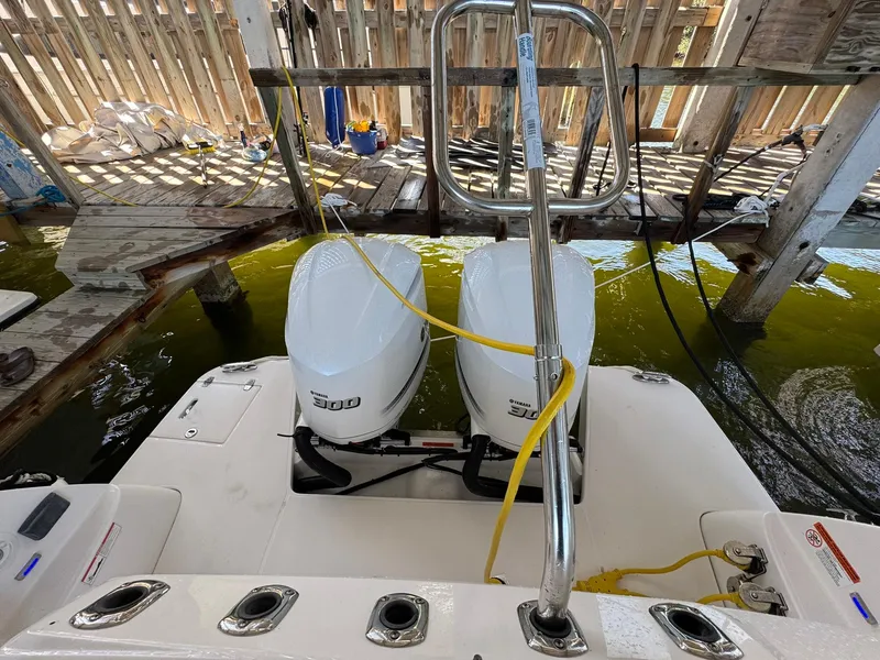 Slide: The Image of Regal 33 SAV 2020 - 59