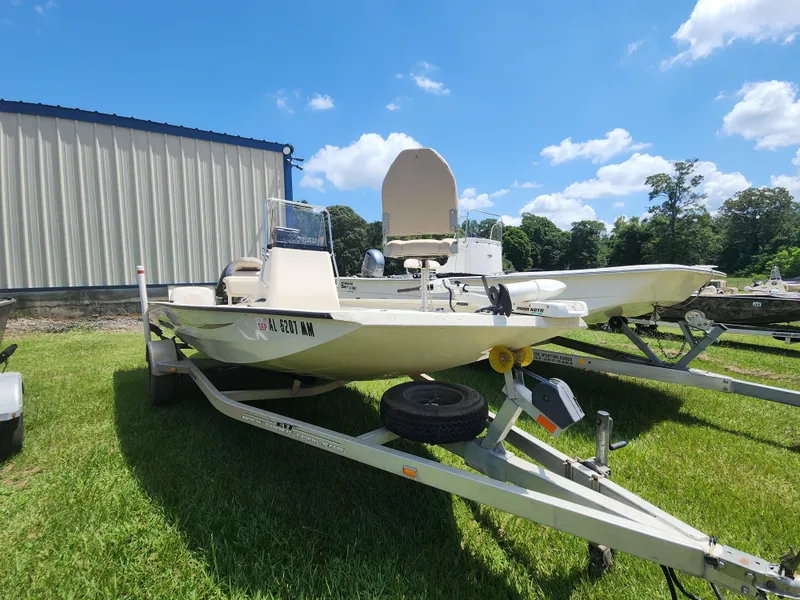 Slide: The Image of 2015 Xpress Hyper-Lift Bay Series H18B boat on trailer, parked outdoors. - 4