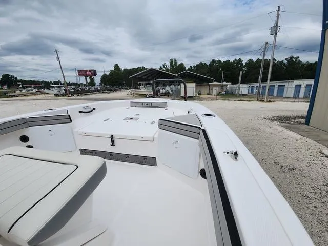 Slide: The Image of Yamaha 190 FSH Deluxe 2020 - 11