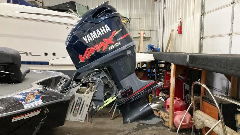 Slide: The Image of 2007 Ranger 519 VX boat with Minn Kota Fortrex trolling motor in a garage. - 7