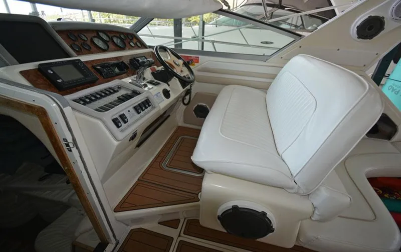 Slide: The Image of Helm Seat - 10