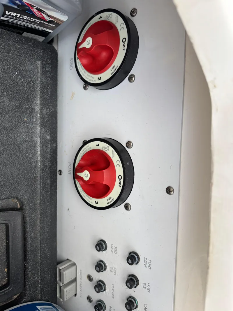 Slide: The Image of Fountain 38 Lightning 2008 - 60