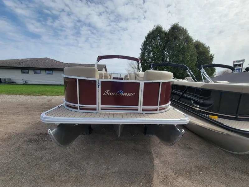 Slide: The Image of SunChaser Geneva Cruise 22 LR DH 2022 - 3