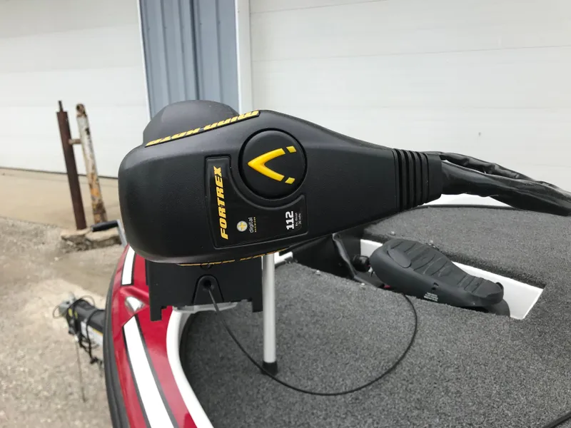 Slide: The Image of Trolling motor on a 2017 Nitro Z18 boat, featuring Fortrex branding. - 23