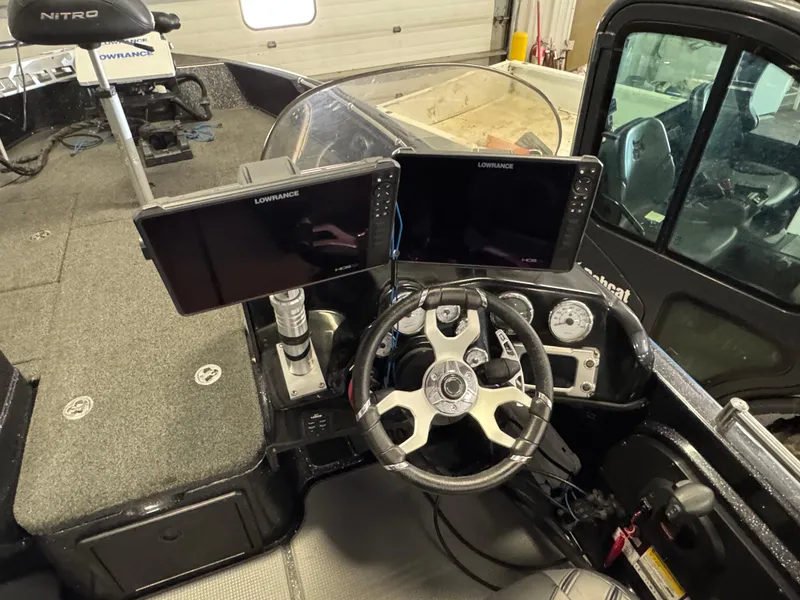 Slide: The Image of Lowrance HDS display on 2022 Nitro ZV21 boat dashboard. - 11