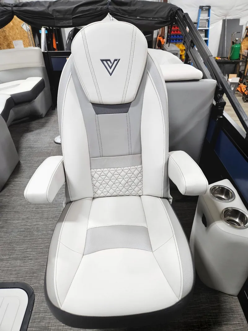 Slide: The Image of Luxurious Viaggio Diamante U 2023 boat seat with elegant white and gray design. - 9