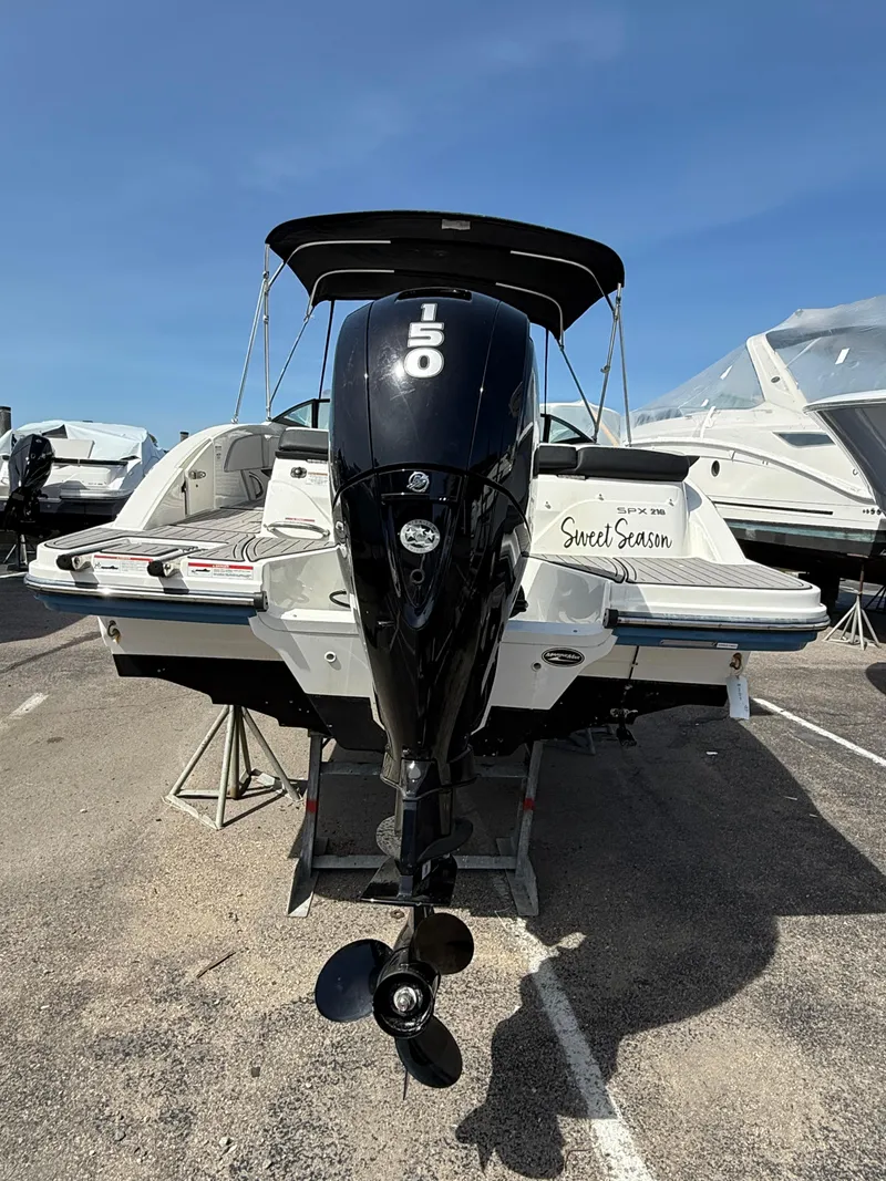 Slide: The Image of Sea Ray SPX 210 Outboard 2023 - 4