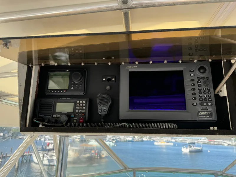 Slide: The Image of Bertram 54 Convertible 1986 - 78