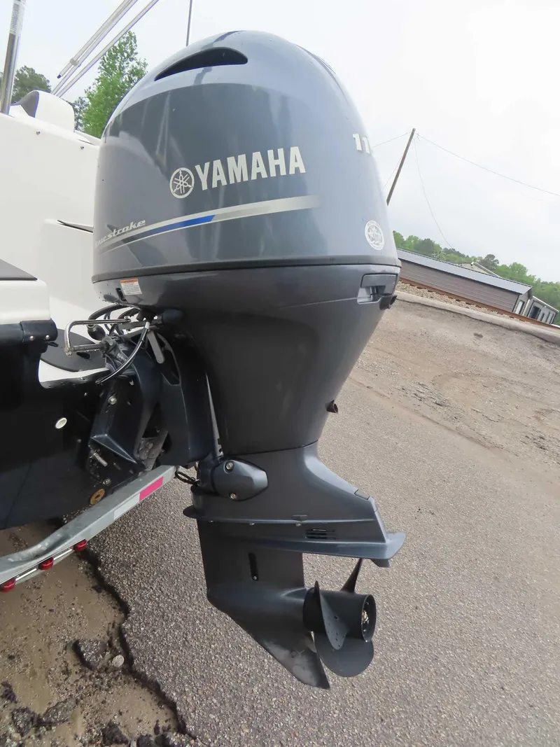 Slide: The Image of Starcraft SVX 171 2022 - 1