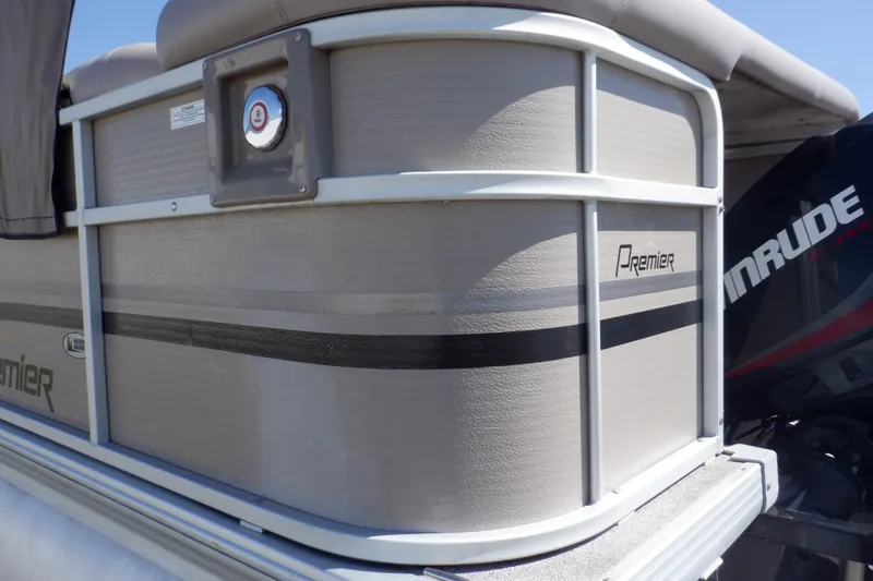 Slide: The Image of 2009 Premier 225 Sunsation LTD pontoon boat with Evinrude engine, side view. - 39