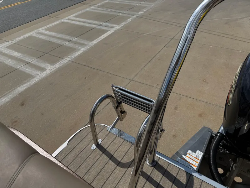 Slide: The Image of Veranda VTX 22RC 2023 - 56