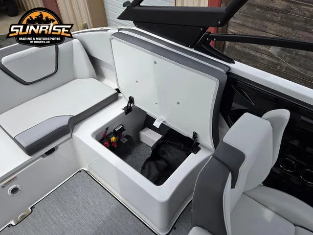 Slide: The Image of Yamaha AR250 2025 - 17