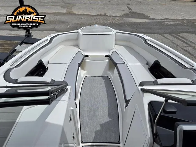 Slide: The Image of Yamaha AR250 2025 - 5