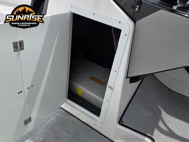 Slide: The Image of Yamaha AR250 2025 - 8