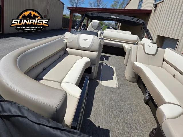 Slide: The Image of Avalon '25 Catalina Versatile Rear Lounger 2025 - 5