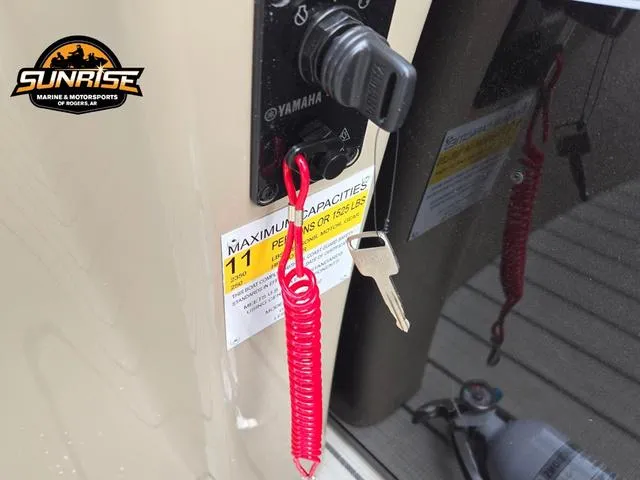 Slide: The Image of SunCatcher Select 322SS 2024 - 16