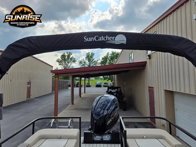 Slide: The Image of SunCatcher Select 322SS 2024 - 26