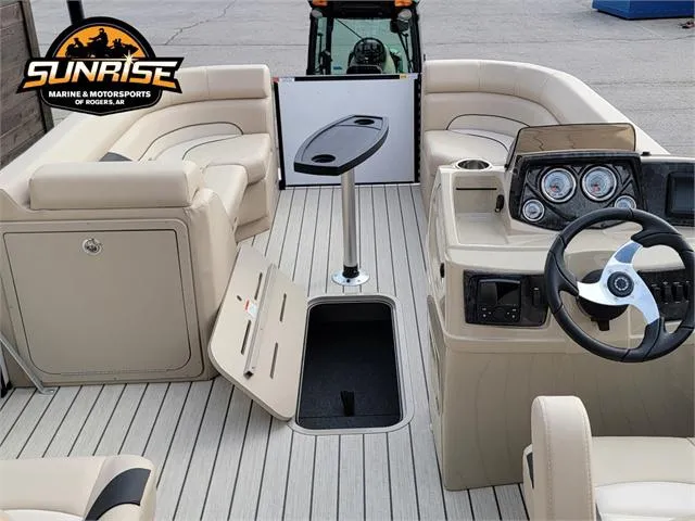 Slide: The Image of SunCatcher Select 322 SS 2024 - 11