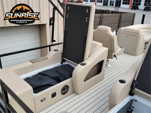 Slide: The Image of SunCatcher Select 322 SS 2024 - 24