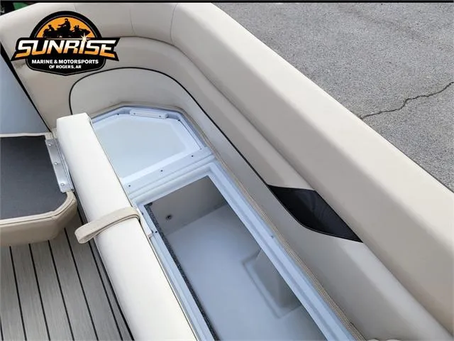 Slide: The Image of SunCatcher Select 322 SS 2024 - 30