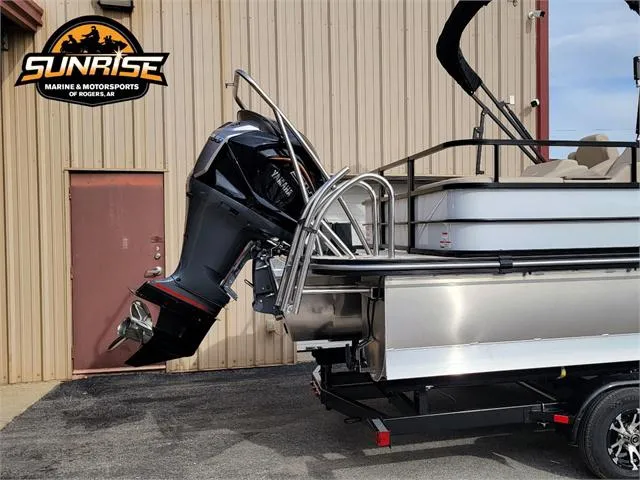 Slide: The Image of SunCatcher Select 322 SS 2024 - 4