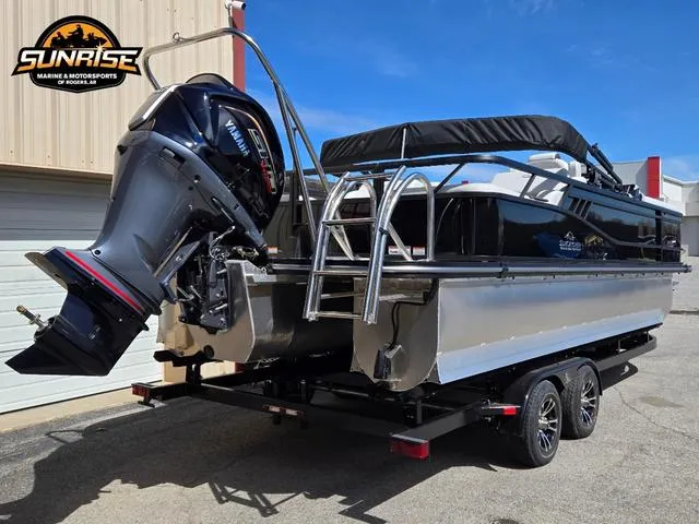 Slide: The Image of SunCatcher Select 324SS 2025 - 13