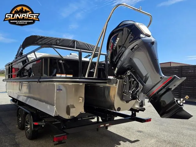 Slide: The Image of SunCatcher Select 324SS 2025 - 18