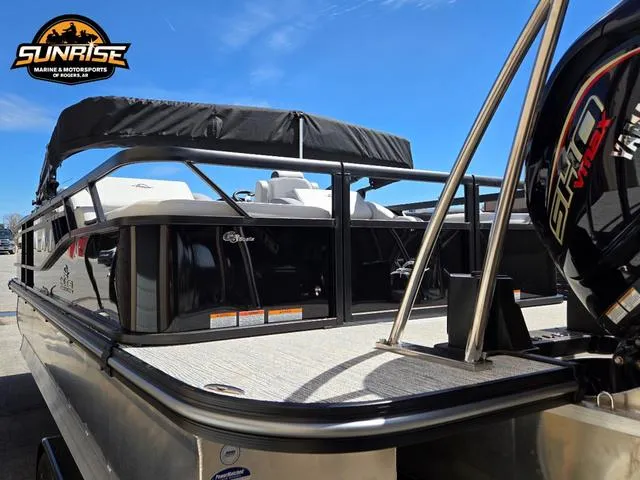 Slide: The Image of SunCatcher Select 324SS 2025 - 19