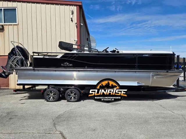 Slide: The Image of SunCatcher Select 324SS 2025 - 2