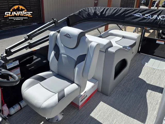 Slide: The Image of SunCatcher Select 324SS 2025 - 5