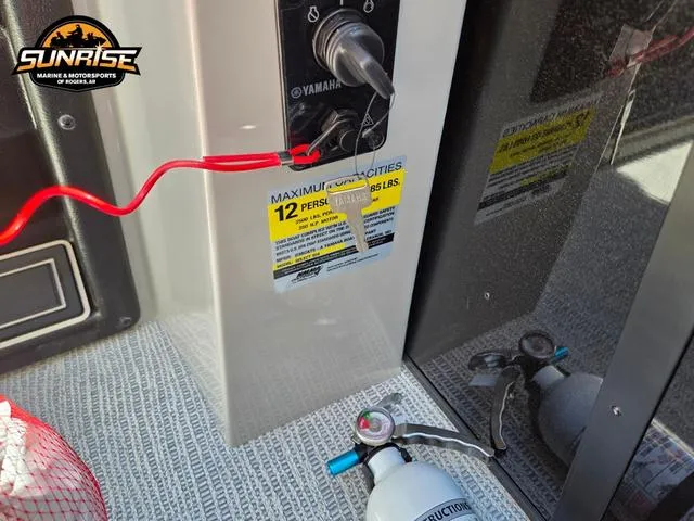 Slide: The Image of SunCatcher Select 324SS 2025 - 9