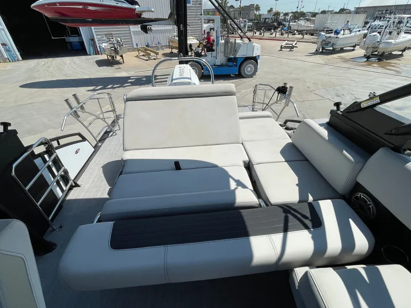 Slide: The Image of Harris Solstice 250 2023 - 7