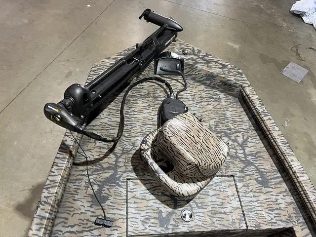 Slide: The Image of Xpress XP180 W/Yamaha 90 "SHO 2025 - 9