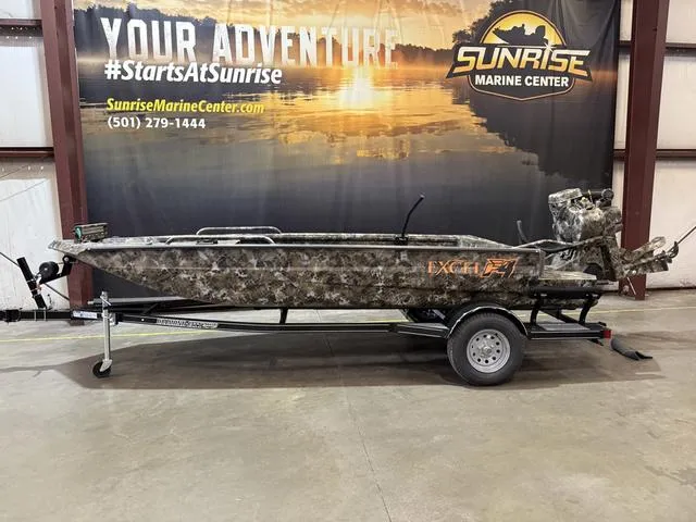 Slide: The Image of Excel 1751 Shallow Water F4 W/Mud Buddy HDR 40TK 2025 - 6